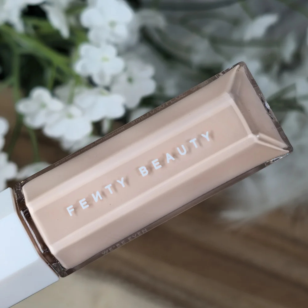 Fenty Beauty Hydrating Longwear Concealer We're Even Shade 125C Light Color New